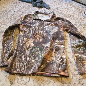 Realtree Camouflage Women's Top with Green and Brown